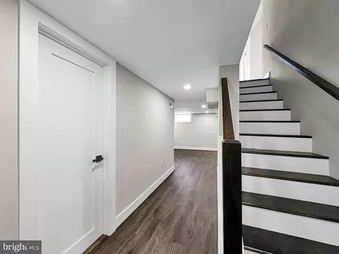 Entry Way - 4902 Walther Ave, Baltimore, MD 21214 photo 5 of 6