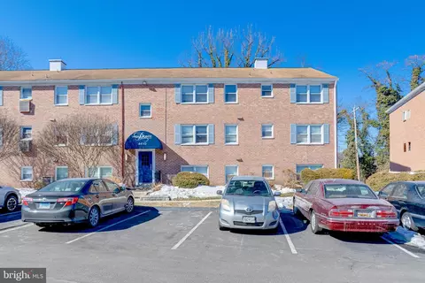 4410 Falls Bridge Dr #L, Baltimore, MD 21211