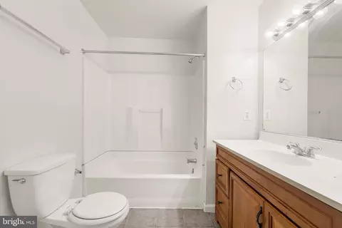 Bath - 1407 Mchenry St, Baltimore, MD 21223 photo 1 of 1
