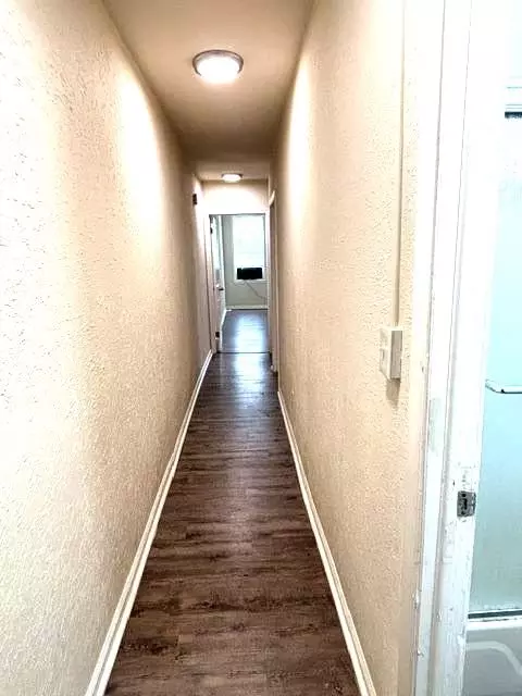 Entry Way - 1908 Walbrook Ave, Baltimore, MD 21217 photo 1 of 2