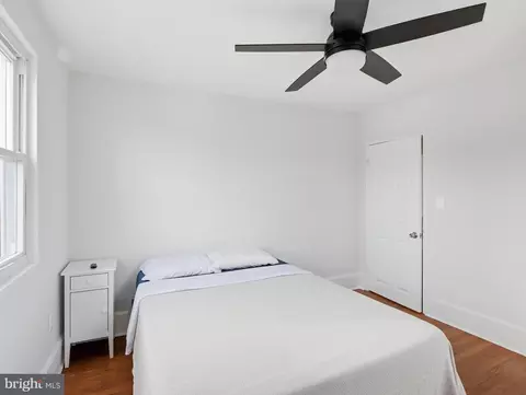 Bedroom - 3917 Stokes Dr, Baltimore, MD 21229 photo 6 of 8