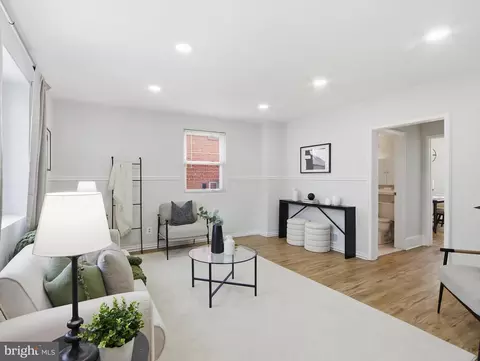Living - 3917 Stokes Dr, Baltimore, MD 21229 photo 4 of 4