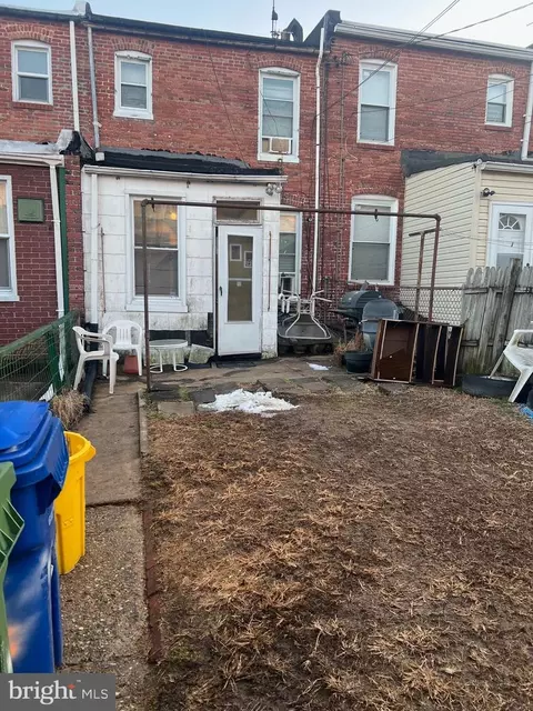 Exterior - 704 E 36th St, Baltimore, MD 21218 photo 5 of 5