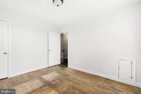 Bedroom - 4629 Chatford Ave, Baltimore, MD 21206 photo 4 of 7