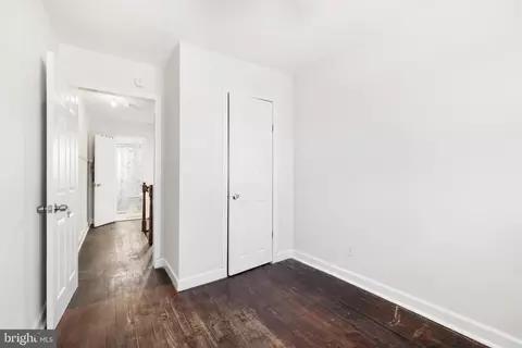 Entry Way - 4629 Chatford Ave, Baltimore, MD 21206 photo 8 of 8
