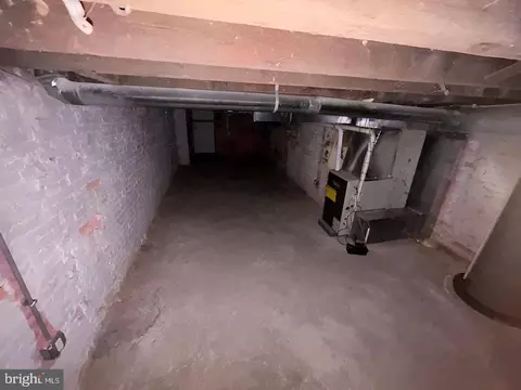 Entry Way - 207 S Pulaski St, Baltimore, MD 21223 photo 8 of 8