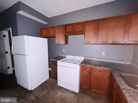 Kitchen - 207 S Pulaski St, Baltimore, MD 21223 photo 1 of 2