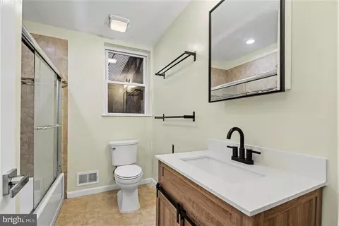 Bath - 829 E Chase St, Baltimore, MD 21202 photo 3 of 4
