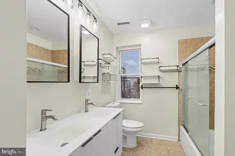 Bath - 829 E Chase St, Baltimore, MD 21202 photo 2 of 4