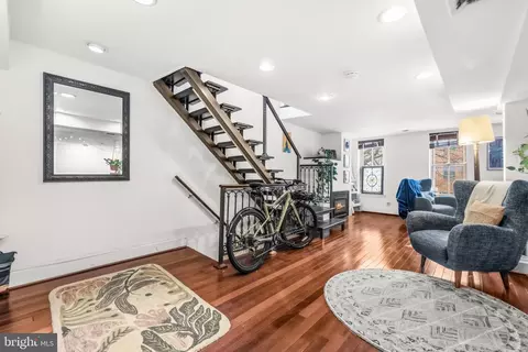 Other - 225 W 227 W Read St, Baltimore, MD 21201 photo 2 of 10