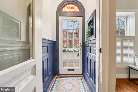 Entry Way - 809 William St, Baltimore, MD 21230 photo 1 of 5