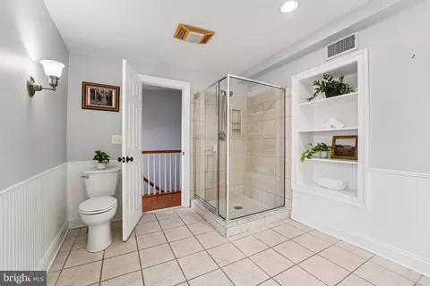 Bath - 809 William St, Baltimore, MD 21230 photo 4 of 4
