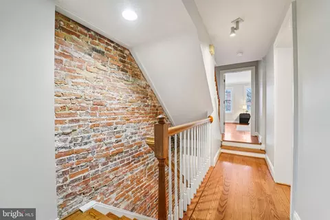 Entry Way - 809 William St, Baltimore, MD 21230 photo 5 of 5