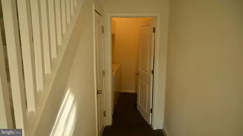 Entry Way - 3613 Greenmount Ave, Baltimore, MD 21218 photo 1 of 9