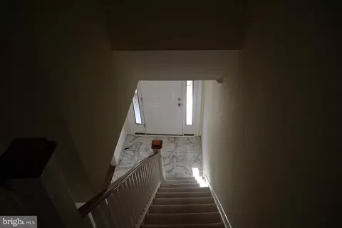Entry Way - 3613 Greenmount Ave, Baltimore, MD 21218 photo 5 of 9