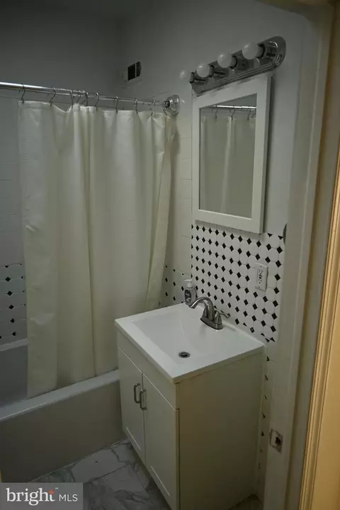 Bath - 3613 Greenmount Ave, Baltimore, MD 21218 photo 2 of 2