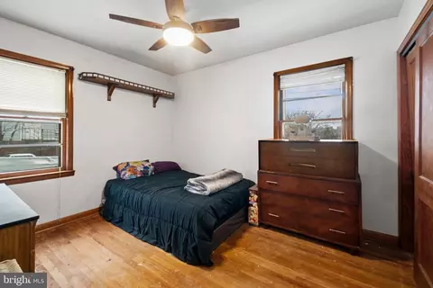 Bedroom - 3636 Coolidge Ave, Baltimore, MD 21229 photo 2 of 5