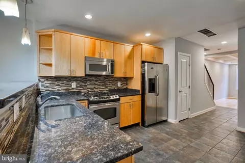 Kitchen - 214 Regester St S, Baltimore, MD 21231 photo 3 of 4