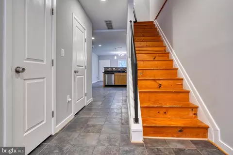 Entry Way - 214 Regester St S, Baltimore, MD 21231 photo 1 of 2