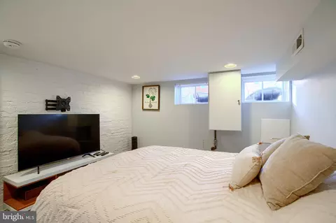 1446 Andre St, Baltimore, MD 21230 photo 32