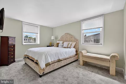 Bedroom - 5267 Cedonia Ave, Baltimore, MD 21206 photo 3 of 4