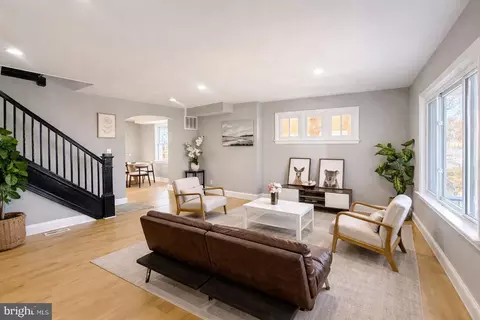 720 N Augusta Ave, Baltimore, MD 21229 photo 7