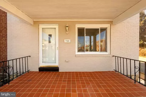 720 N Augusta Ave, Baltimore, MD 21229 photo 19