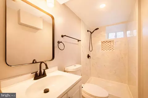 720 N Augusta Ave, Baltimore, MD 21229 photo 16
