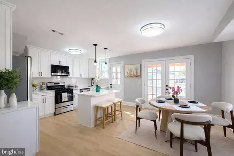 720 N Augusta Ave, Baltimore, MD 21229 photo 6