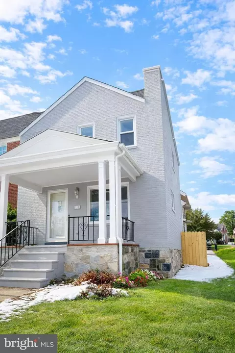 720 N Augusta Ave, Baltimore, MD 21229 photo 2