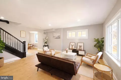 720 N Augusta Ave, Baltimore, MD 21229 photo 9