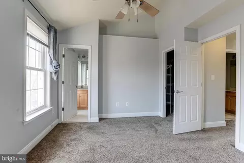 Bedroom - 302 Scott St, Baltimore, MD 21230 photo 4 of 5