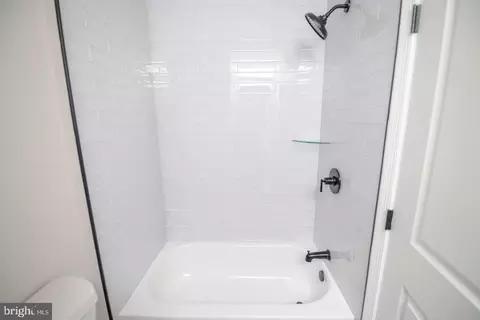 Bath - 1622 Normal Ave, Baltimore, MD 21213 photo 4 of 4