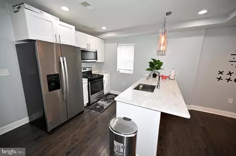 Kitchen - 3700 Flowerton Rd, Baltimore, MD 21229 photo 3 of 3