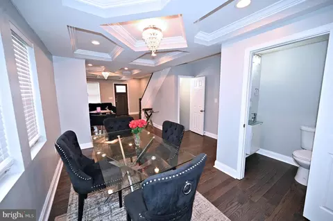 Dining - 3700 Flowerton Rd, Baltimore, MD 21229 photo 1 of 2