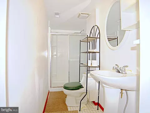 Bath - 2525 E Monument St, Baltimore, MD 21205 photo 1 of 1