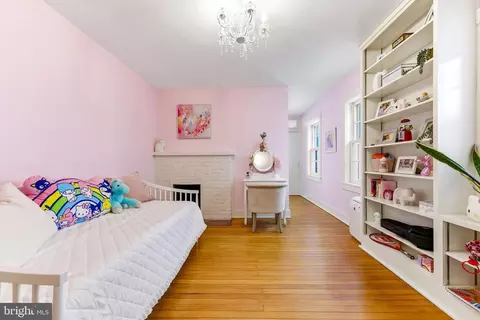 Bedroom - 828 William St, Baltimore, MD 21230 photo 11 of 15