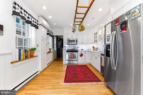 Kitchen - 828 William St, Baltimore, MD 21230 photo 2 of 4