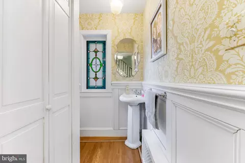 Entry Way - 828 William St, Baltimore, MD 21230 photo 8 of 16