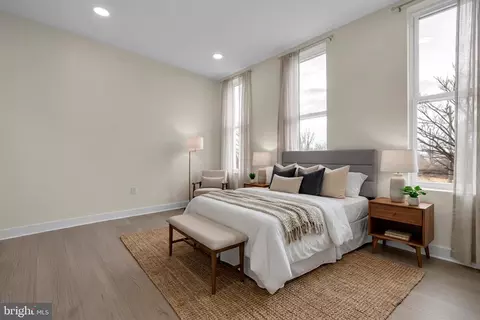 Bedroom - 2418 E Chase St, Baltimore, MD 21213 photo 1 of 2
