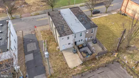 View/Area - 2418 E Chase St, Baltimore, MD 21213 photo 1 of 5