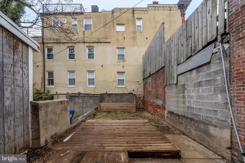 Exterior - 1826 E Lombard St, Baltimore, MD 21231 photo 2 of 3