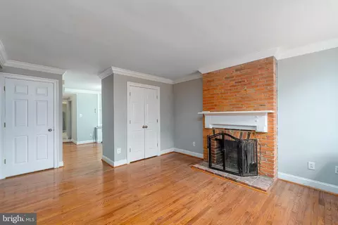 Living - 1826 E Lombard St, Baltimore, MD 21231 photo 3 of 4