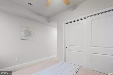 Bedroom - 2103 Mcculloh St, Baltimore, MD 21217 photo 3 of 10