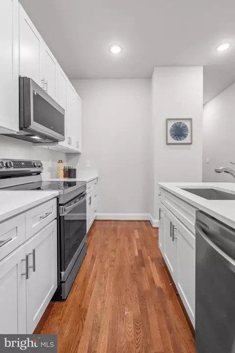 Kitchen - 2103 Mcculloh St, Baltimore, MD 21217 photo 3 of 4