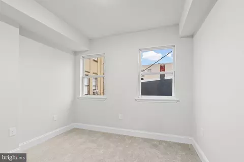 Bedroom - 2103 Mcculloh St, Baltimore, MD 21217 photo 7 of 10