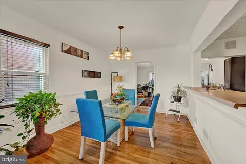 Dining - 3922 Mortimer Ave, Baltimore, MD 21215 photo 1 of 4