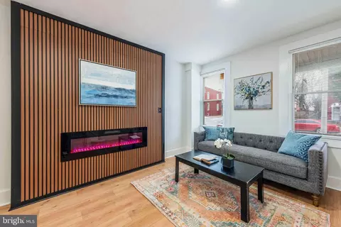 2514 Barclay St, Baltimore, MD 21218