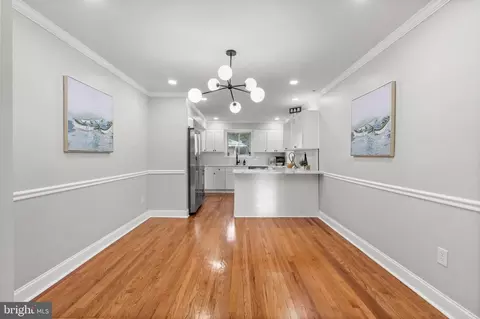 Entry Way - 7604 Windy Rdg, Baltimore, MD 21236 photo 1 of 4