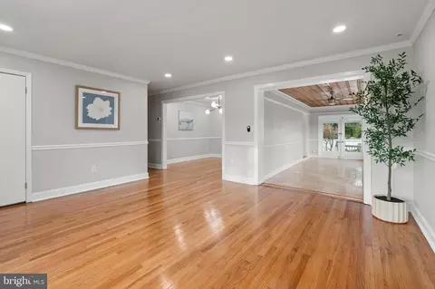 Living - 7604 Windy Rdg, Baltimore, MD 21236 photo 5 of 5